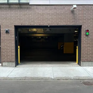 Initial / Yogi+ Parking / Centre-ville De Ville de Québec